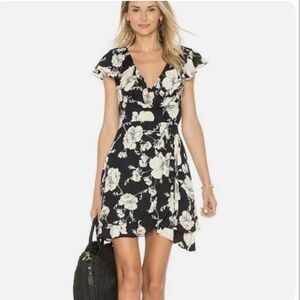 Free People French quarter black and white floral print wrap mini dress small